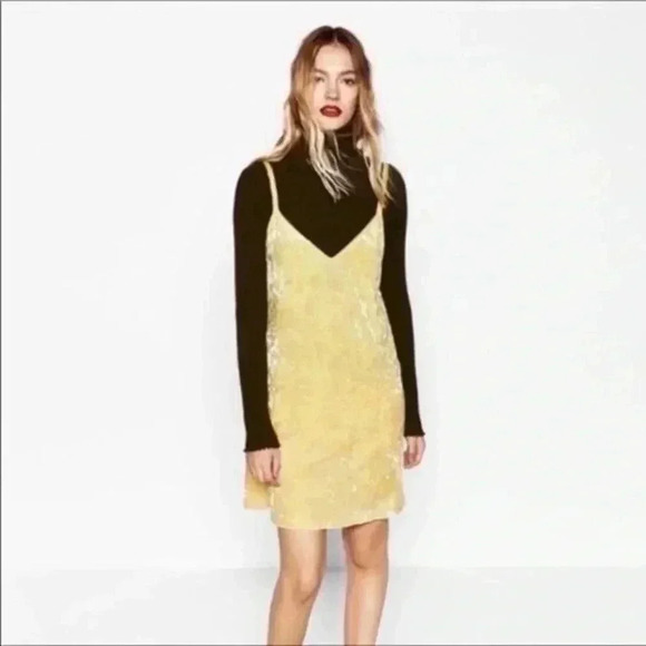 Zara champagne beige crushed velvet slip dress S - Picture 2 of 8